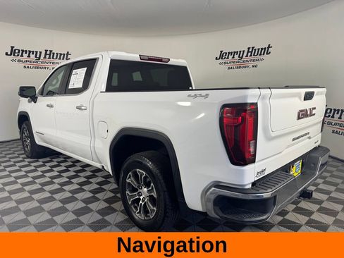 Used 2025 GMC Sierra 1500 SLT AWD/4WD image 10