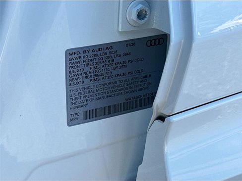 New 2026 Audi Q3 quattro 2.0T image 33