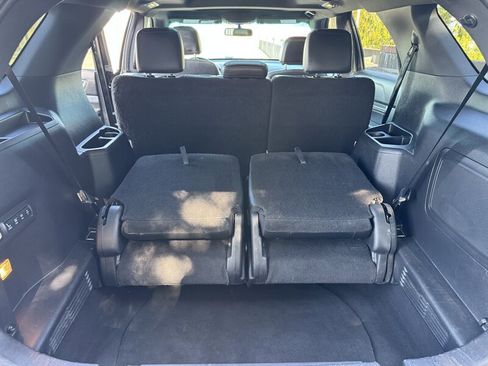 Used 2016 Ford Explorer Sport w/ Equipment Group 401A image 18