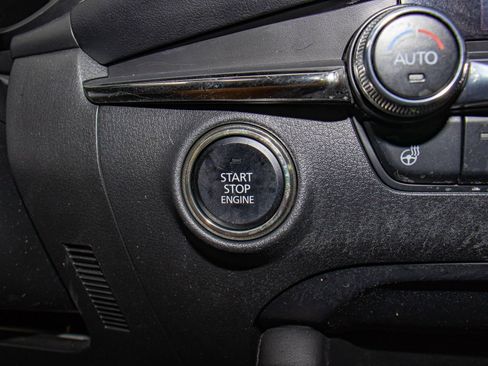 Used 2023 MAZDA MAZDA3 Hatchback w/ Appearance Package image 17