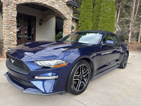 Used 2020 Ford Mustang Premium RWD image 2