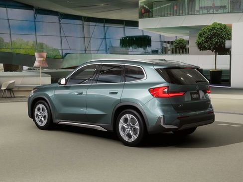 Used 2025 BMW X1 xDrive28i w/ Convenience Package image 25