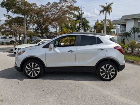 Used 2021 Buick Encore Preferred w/ Safety Package II image 8
