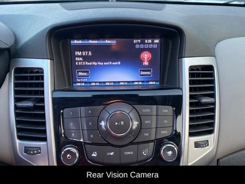 Used 2015 Chevrolet Cruze LT w/ Technology Package FWD image 12
