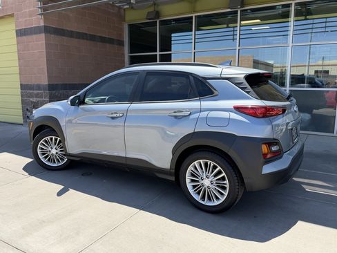 Used 2020 Hyundai Kona SEL Plus w/ Cargo Package FWD image 5