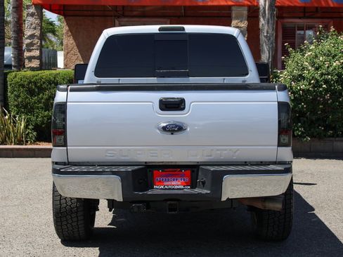 Used 2014 Ford F250 XLT w/ XLT Interior Package image 7