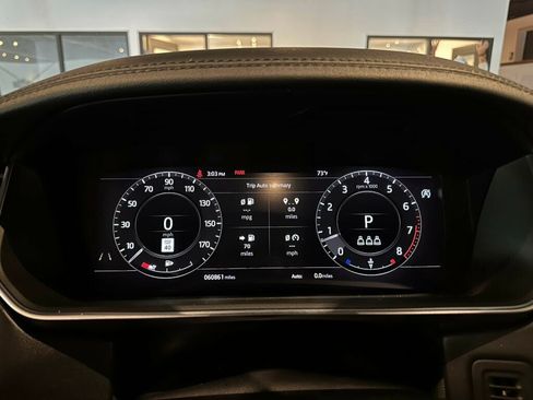 Used 2019 Land Rover Range Rover Supercharged AWD/4WD image 19