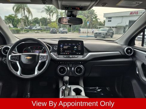 Used 2025 Chevrolet Blazer LT FWD image 26