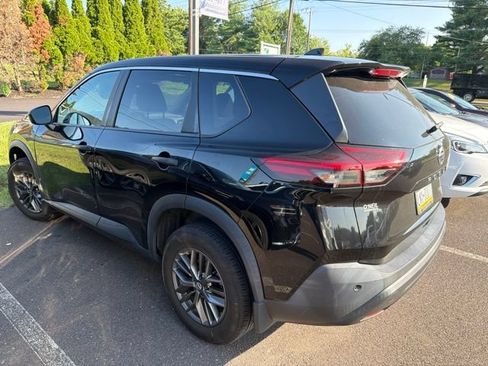 Used 2021 Nissan Rogue S AWD/4WD image 6