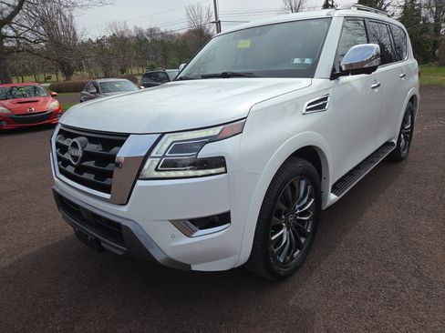 Used 2023 Nissan Armada Platinum w/ Cargo Package AWD/4WD image 7