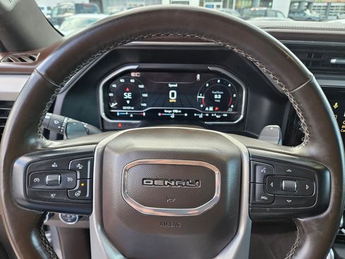 Used 2024 GMC Sierra 1500 Denali w/ Technology Package AWD/4WD image 23