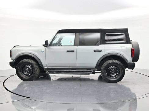 Used 2023 Ford Bronco Black Diamond AWD/4WD image 8