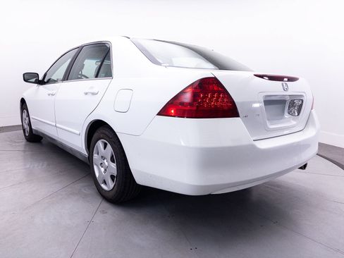 Used 2007 Honda Accord LX image 6