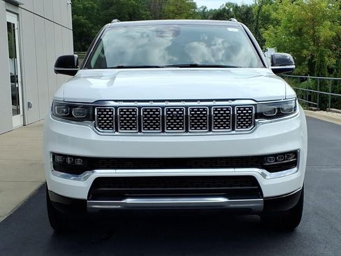 Used 2023 Jeep Grand Wagoneer 4WD w/ Rear Seat Video Group 1 image 2
