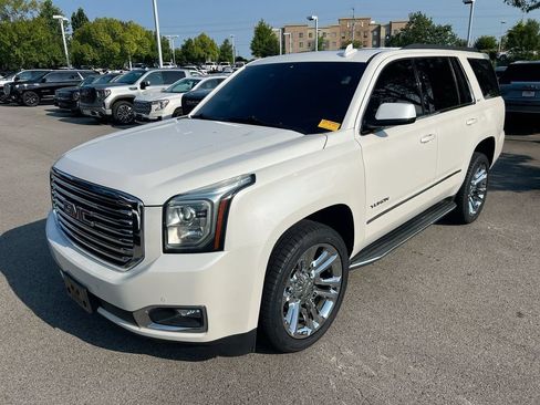 Certified 2018 GMC Yukon SLT w/ Premium Edition AWD/4WD image 1