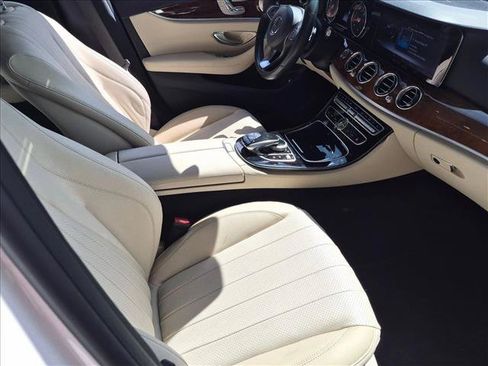 Used 2017 Mercedes-Benz E 300 image 20