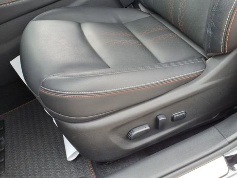 Certified 2025 Nissan Altima 2.5 SR w/ SR Premium Package image 4