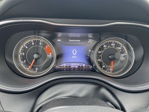 Certified 2022 Jeep Cherokee Limited image 27