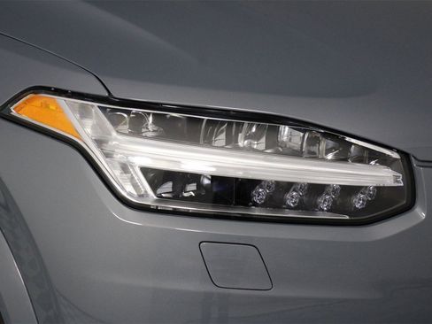 Certified 2023 Volvo XC90 T8 Ultimate image 26