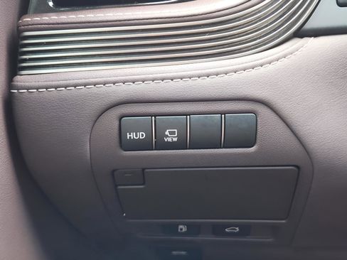 Used 2020 Lexus LS 500 w/ Interior Upgrade Package RWD image 17