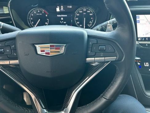 Certified 2024 Cadillac XT6 Sport w/ LPO, Floor Liner Package AWD/4WD image 20