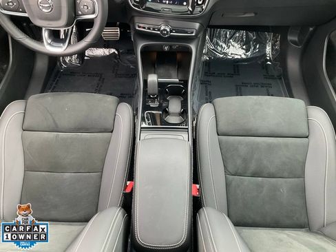 Used 2022 Volvo XC40 P8 Recharge Plus AWD/4WD image 48