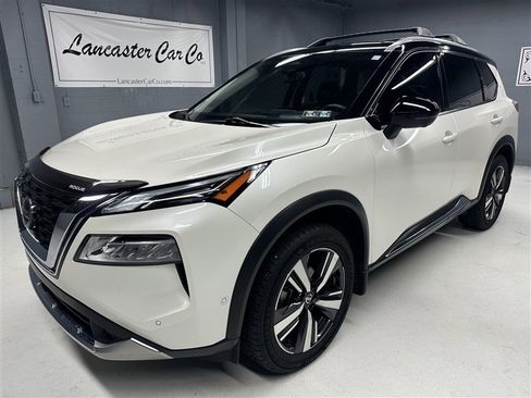 Used 2021 Nissan Rogue Platinum AWD/4WD image 1