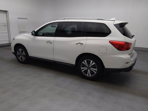 Used 2020 Nissan Pathfinder S FWD image 3