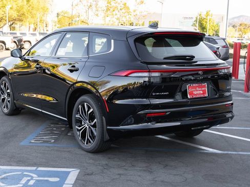New 2026 Toyota Crown Signia AWD/4WD image 7