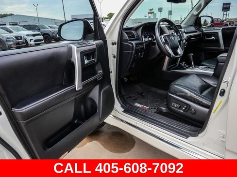 Used 2017 Toyota 4Runner Limited AWD/4WD image 58