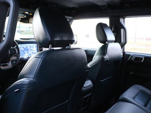Used 2024 Ford Bronco Outer Banks image 16