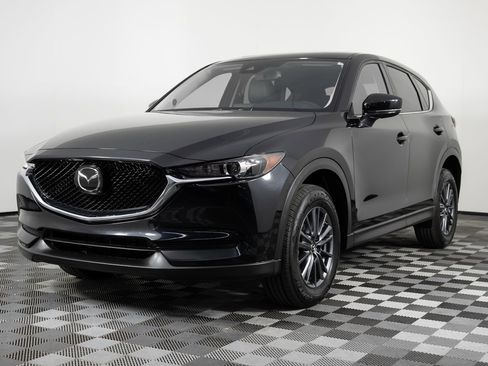 Used 2020 MAZDA CX-5 Touring image 2