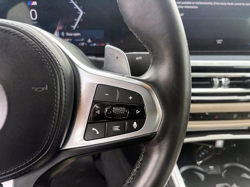 Used 2024 BMW 440i xDrive Convertible w/ Premium Package image 18