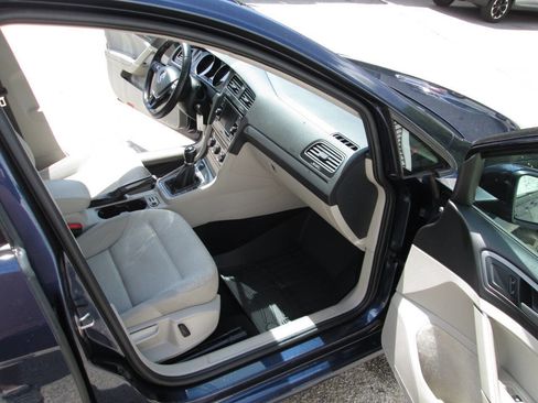 Used 2018 Volkswagen Golf SportWagen S 4Motion AWD/4WD image 18