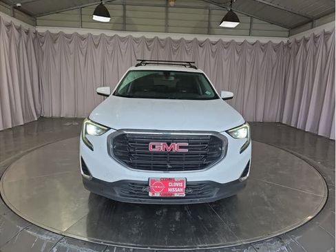 Used 2018 GMC Terrain SLE w/ Driver Convenience Package image 5
