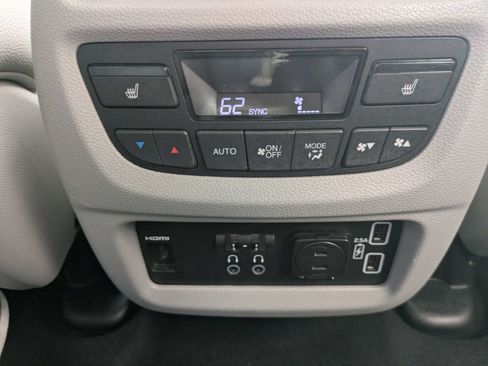 Used 2021 Honda Pilot Elite image 23