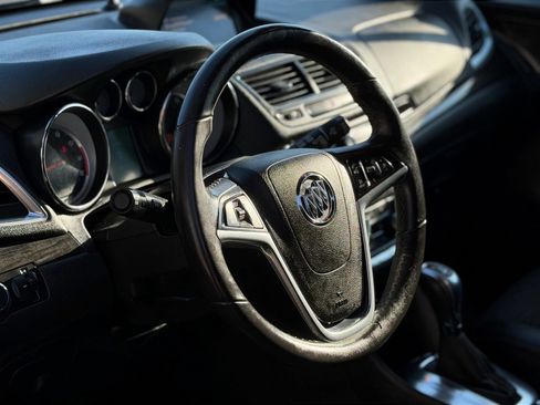 Used 2015 Buick Encore FWD image 5
