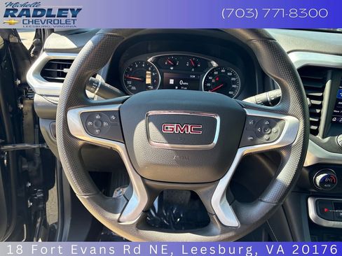 Used 2022 GMC Acadia SLE w/ Driver Convenience Package AWD/4WD image 16