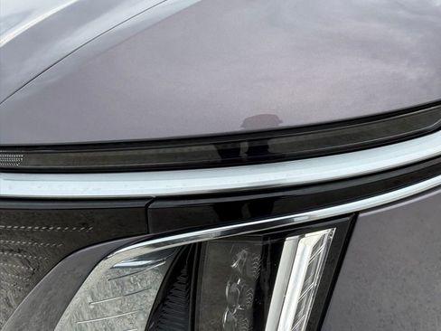 Certified 2025 Cadillac Lyriq Luxury w/ LPO, Floor Liner Package AWD/4WD image 9