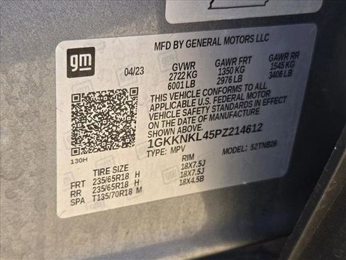 Used 2023 GMC Acadia SLE image 23