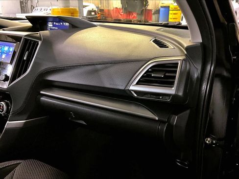 Used 2021 Subaru Forester Premium image 18