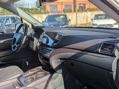 Used 2021 Honda Pilot EX-L image 39