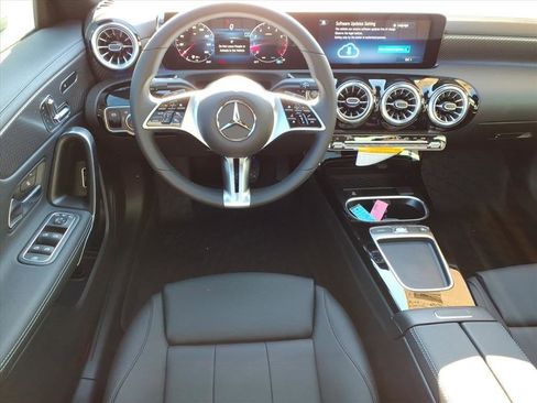 Used 2026 Mercedes-Benz CLA 250 image 8