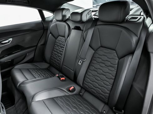 Used 2022 Audi e-tron GT Prestige w/ Prestige Package image 24