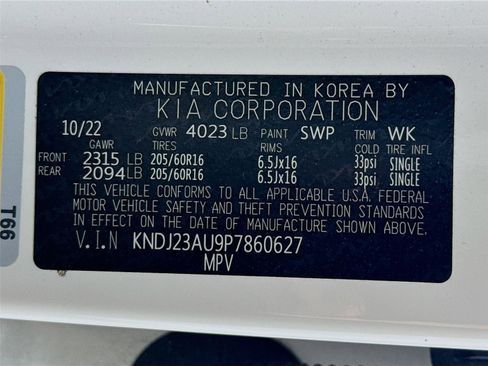 Certified 2023 Kia Soul S FWD image 30