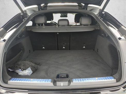 Used 2022 Mercedes-Benz GLC 300 4MATIC Coupe image 6