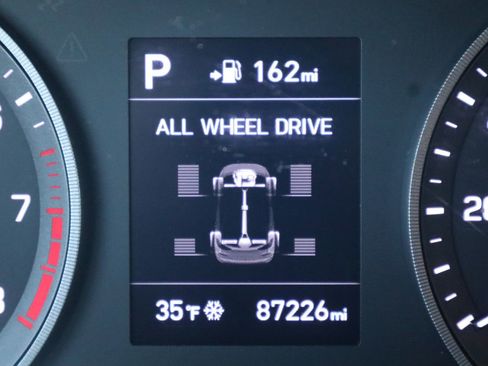 Used 2019 Hyundai Tucson SE image 45