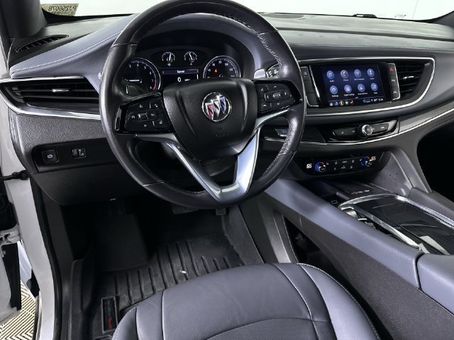Used 2023 Buick Enclave Essence FWD image 21