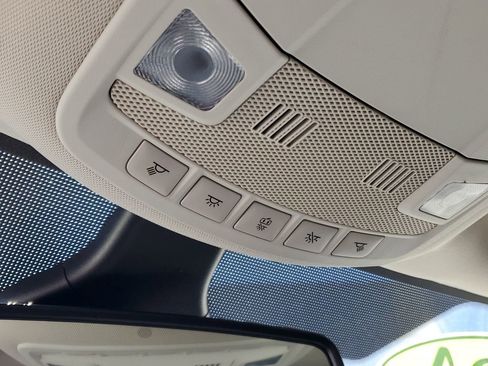 Used 2024 Ford Edge SEL w/ Convenience Package image 23