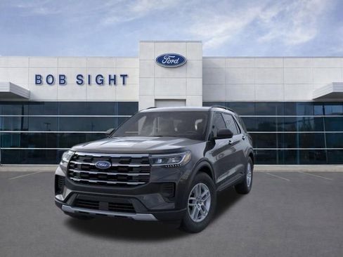 New 2026 Ford Explorer Active image 3